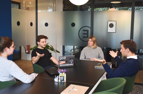 How to Achieve Co-Founder Alignment on Product Direction 1 co-founder alignment